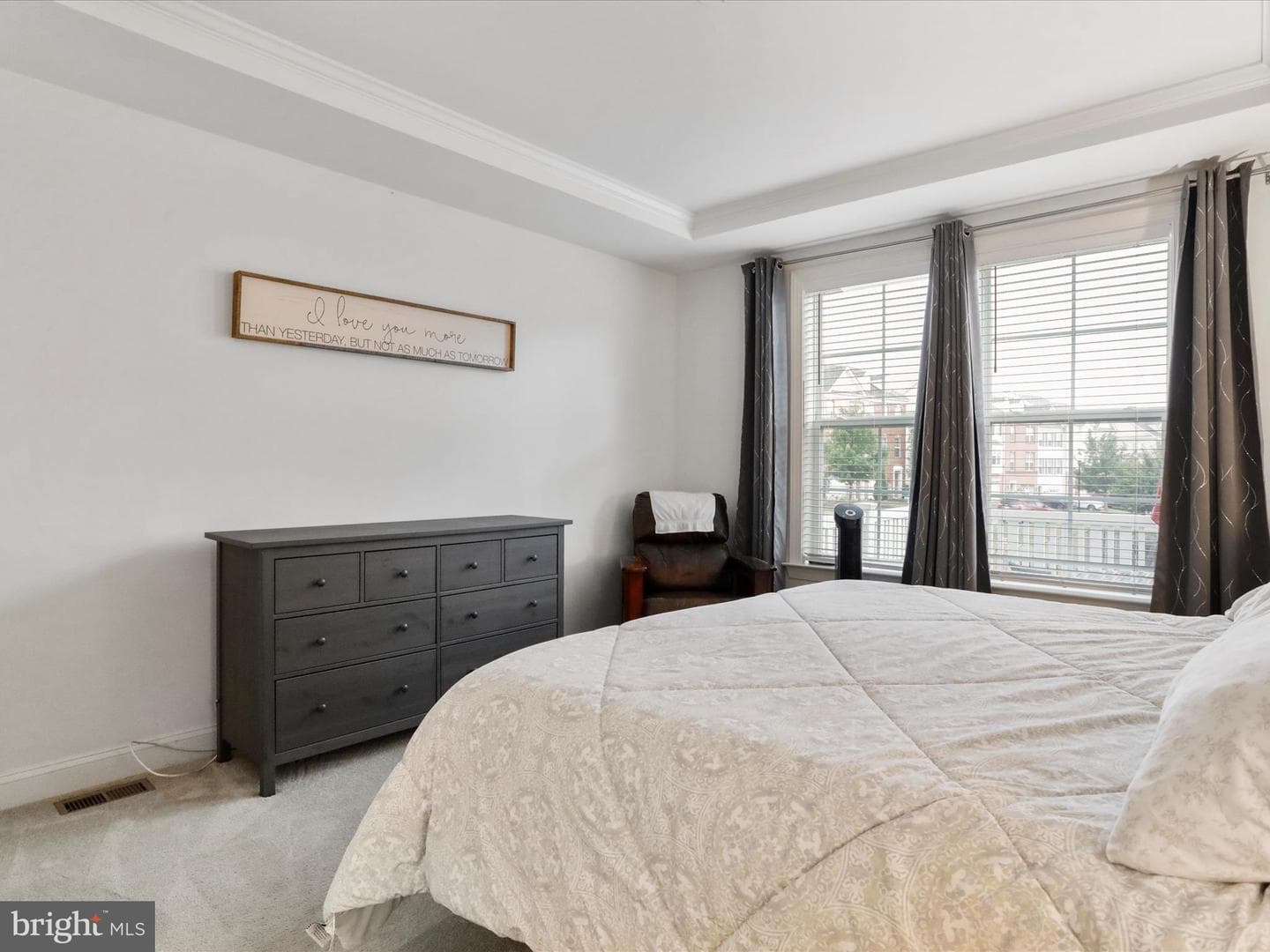 116 Strathmore Way E photo 29