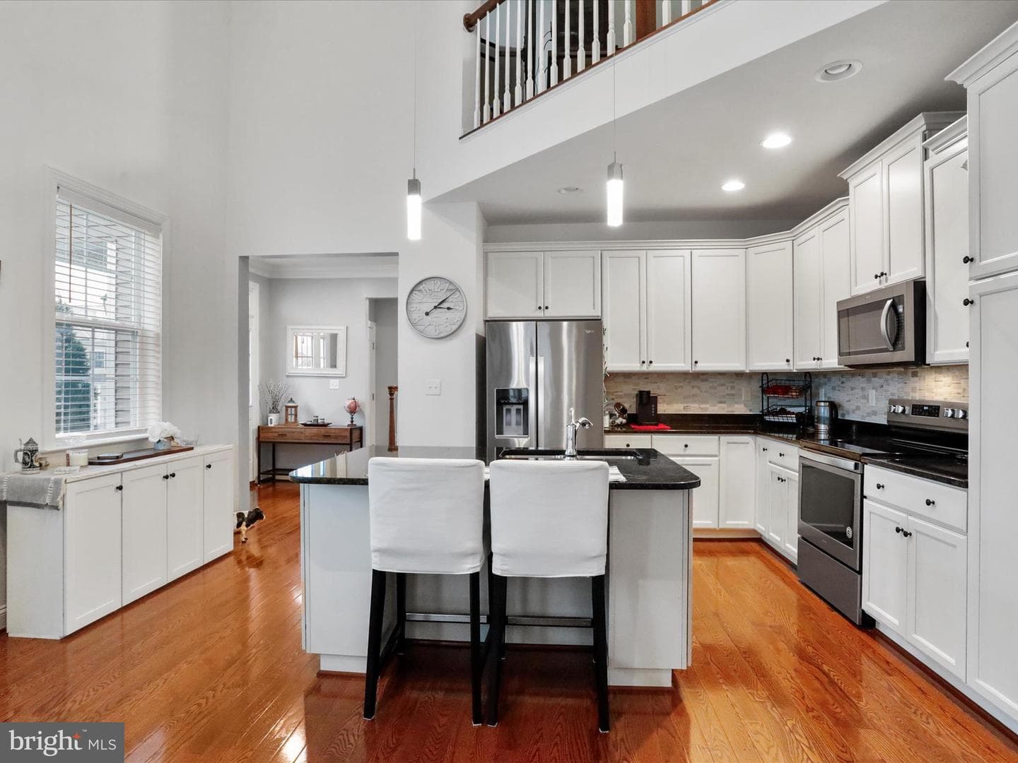 116 Strathmore Way E photo 7