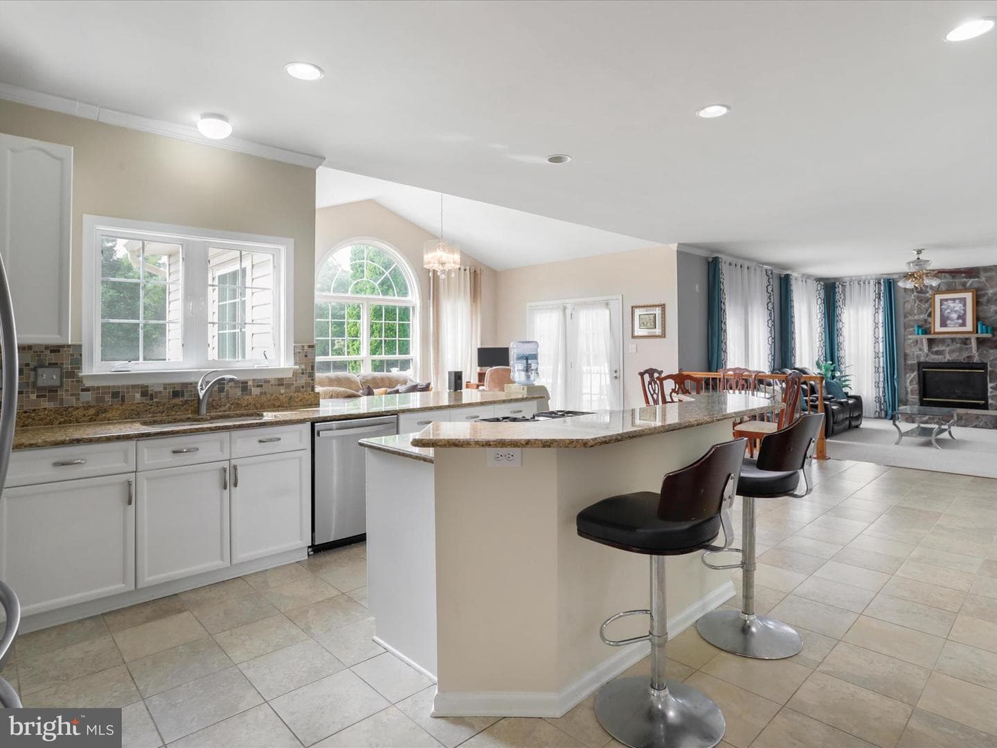 124 Seurat Lane photo 36