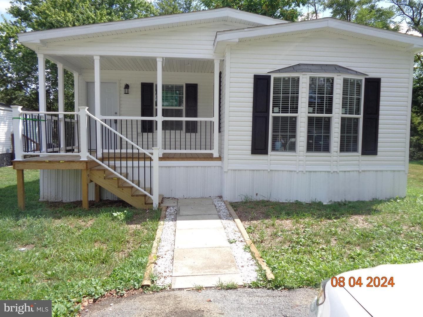 247 Apollo Court photo 2