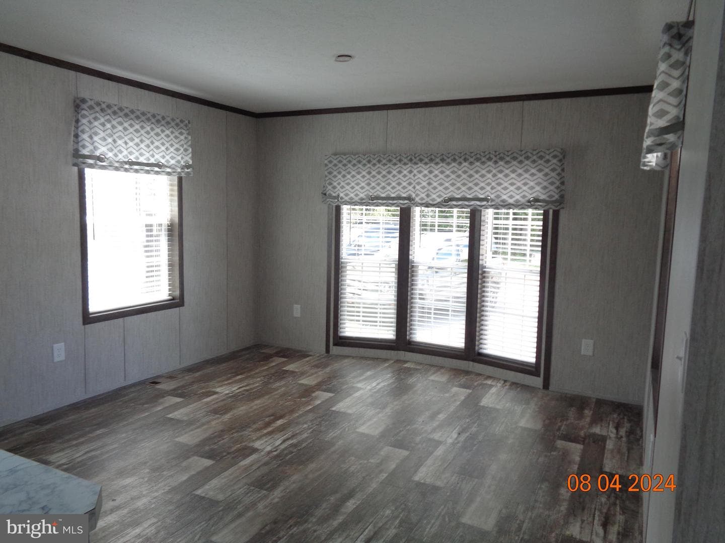 247 Apollo Court photo 9