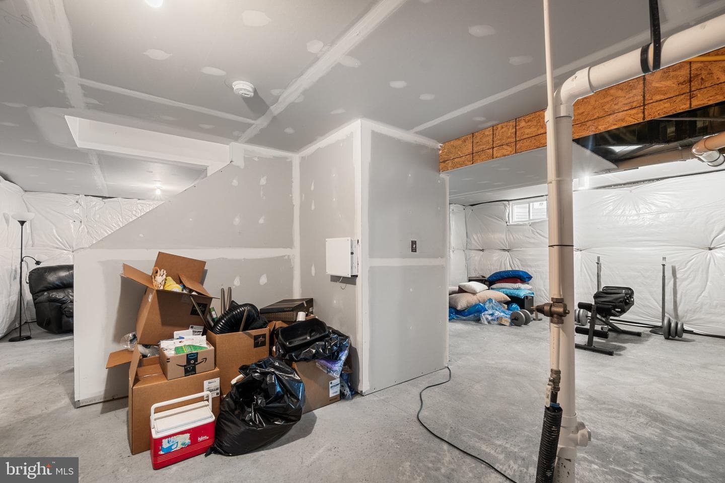 846 Calvert Circle photo 39