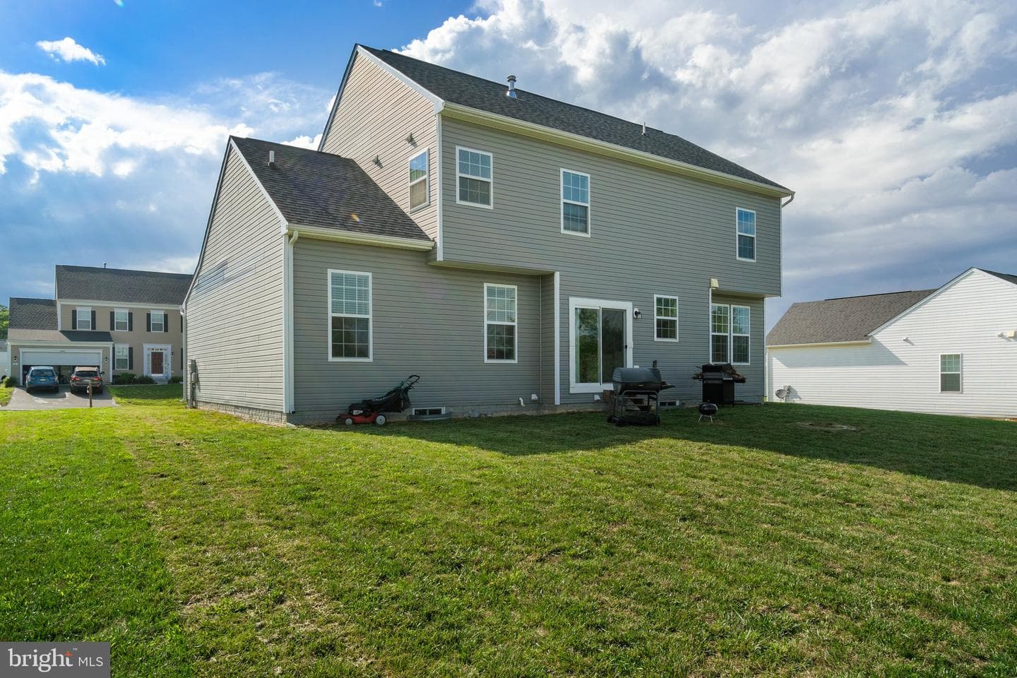 846 Calvert Circle photo 40