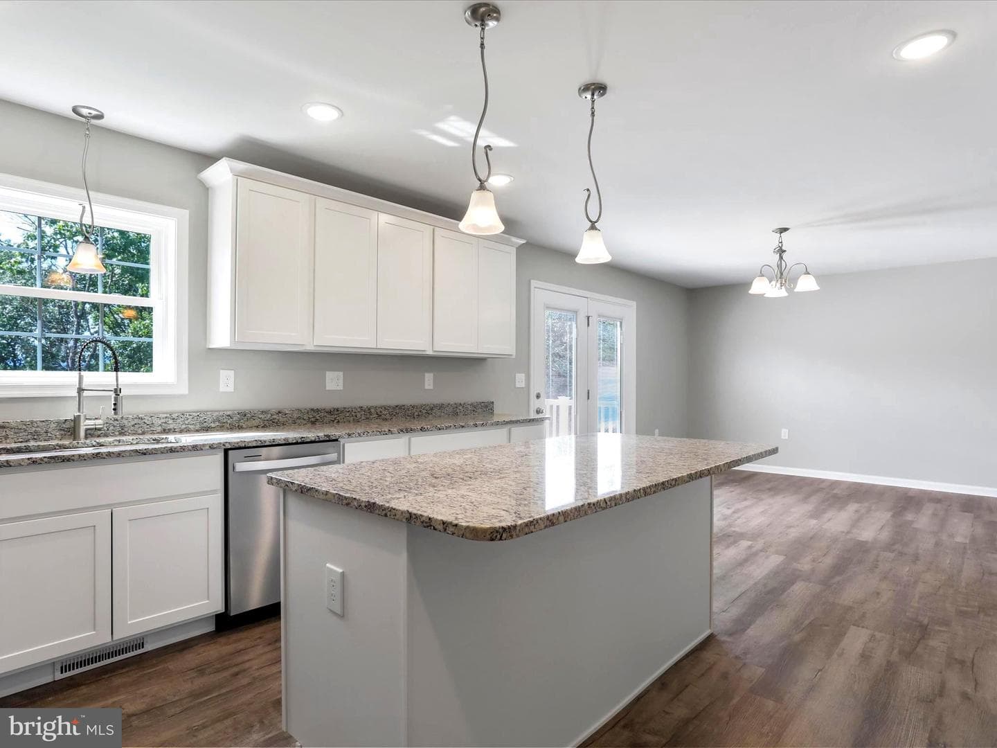 356 Europa Way photo 15
