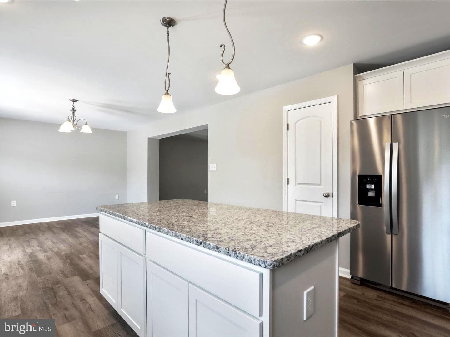 356 Europa Way photo 18
