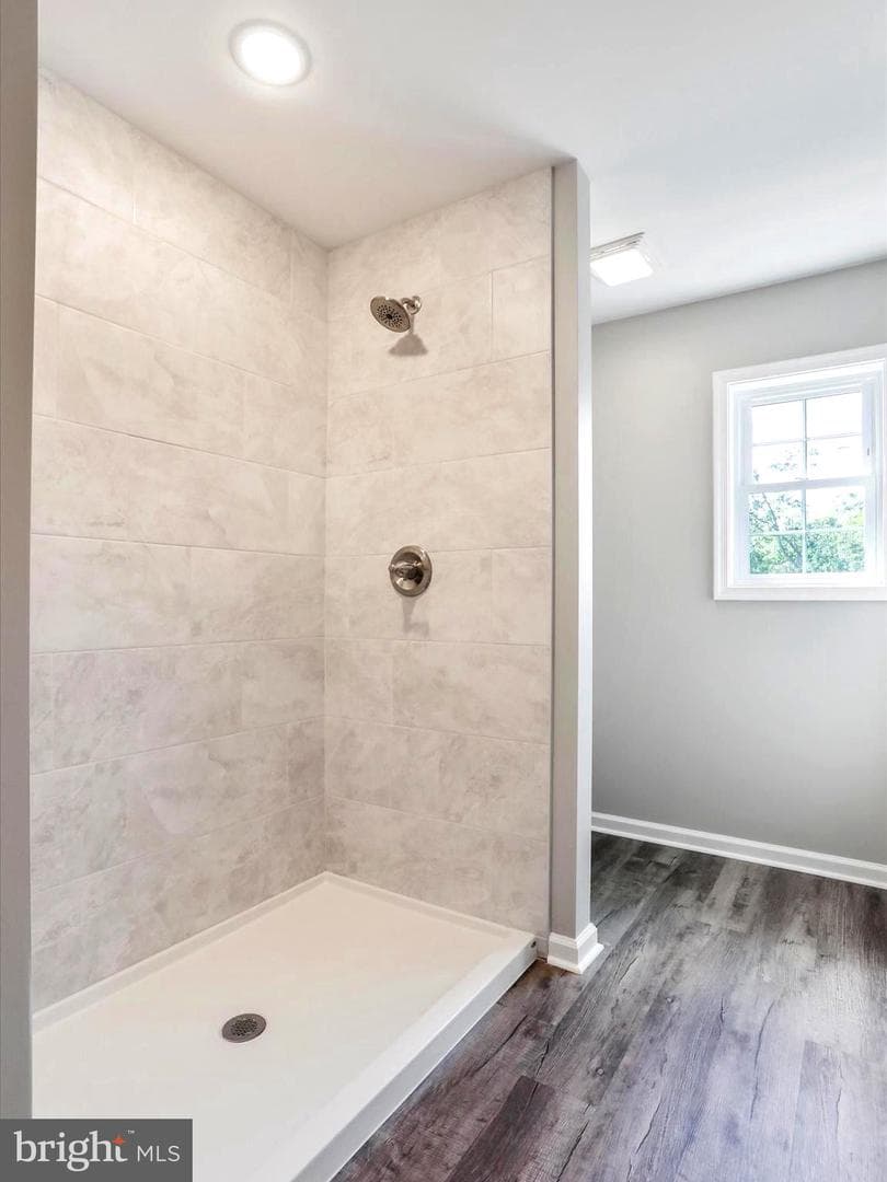 356 Europa Way photo 23