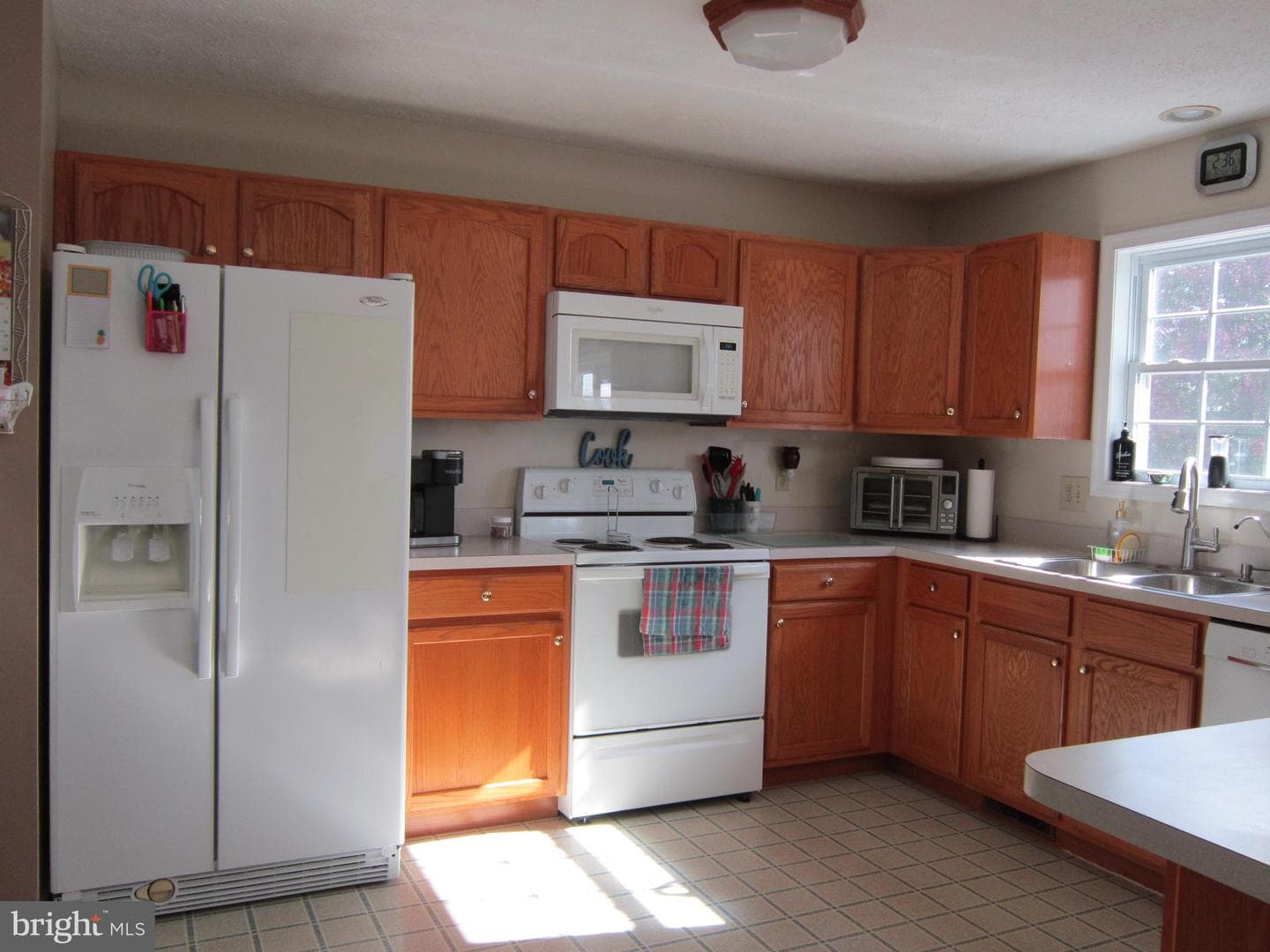 137 Isaac Drive photo 2
