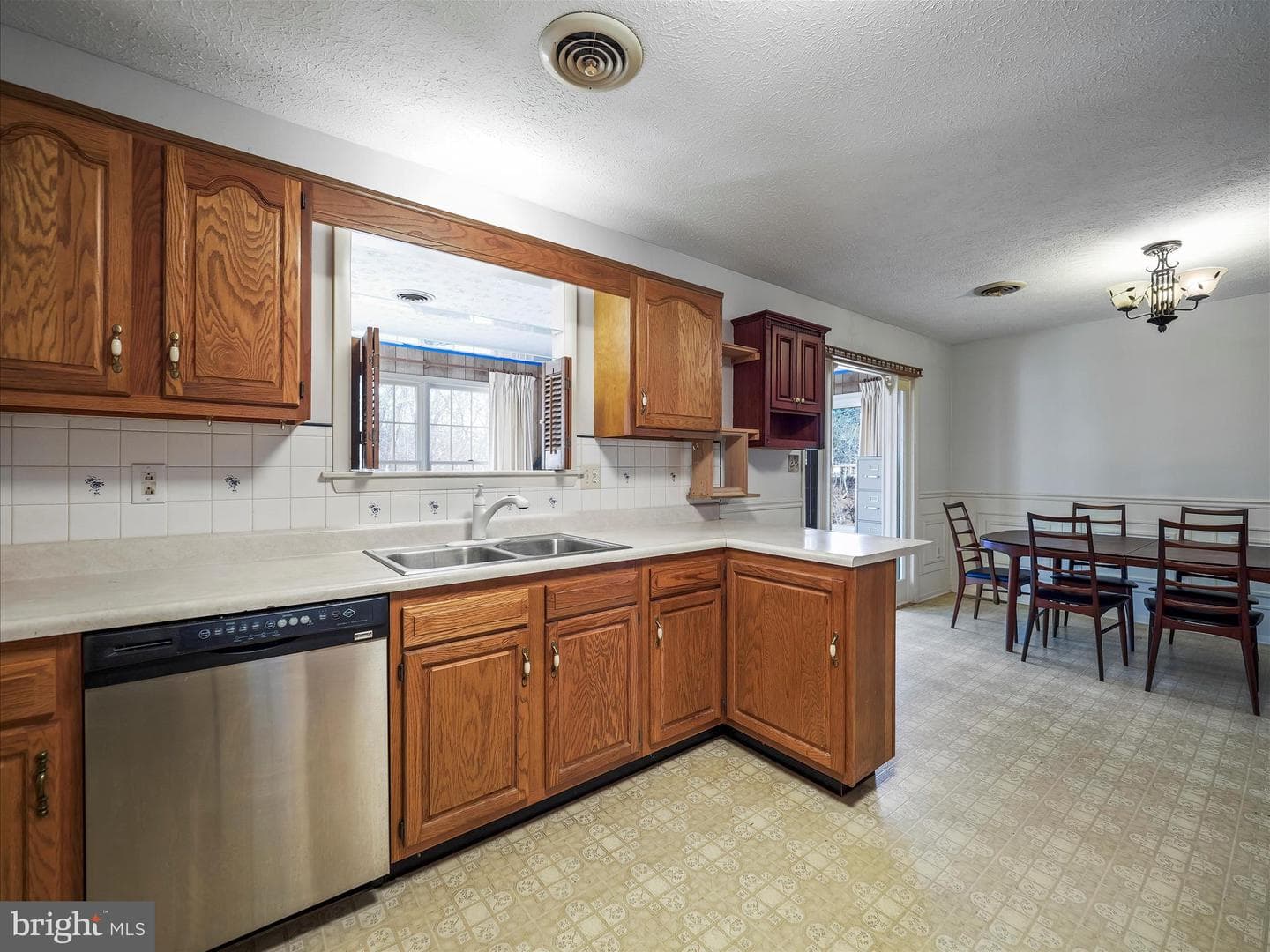 28 Flowerwood Drive photo 17