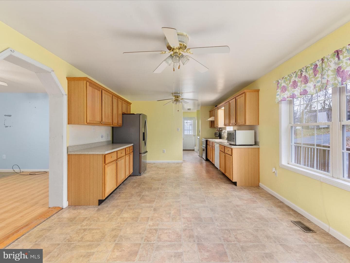 1041 Puffenburger Lane photo 31