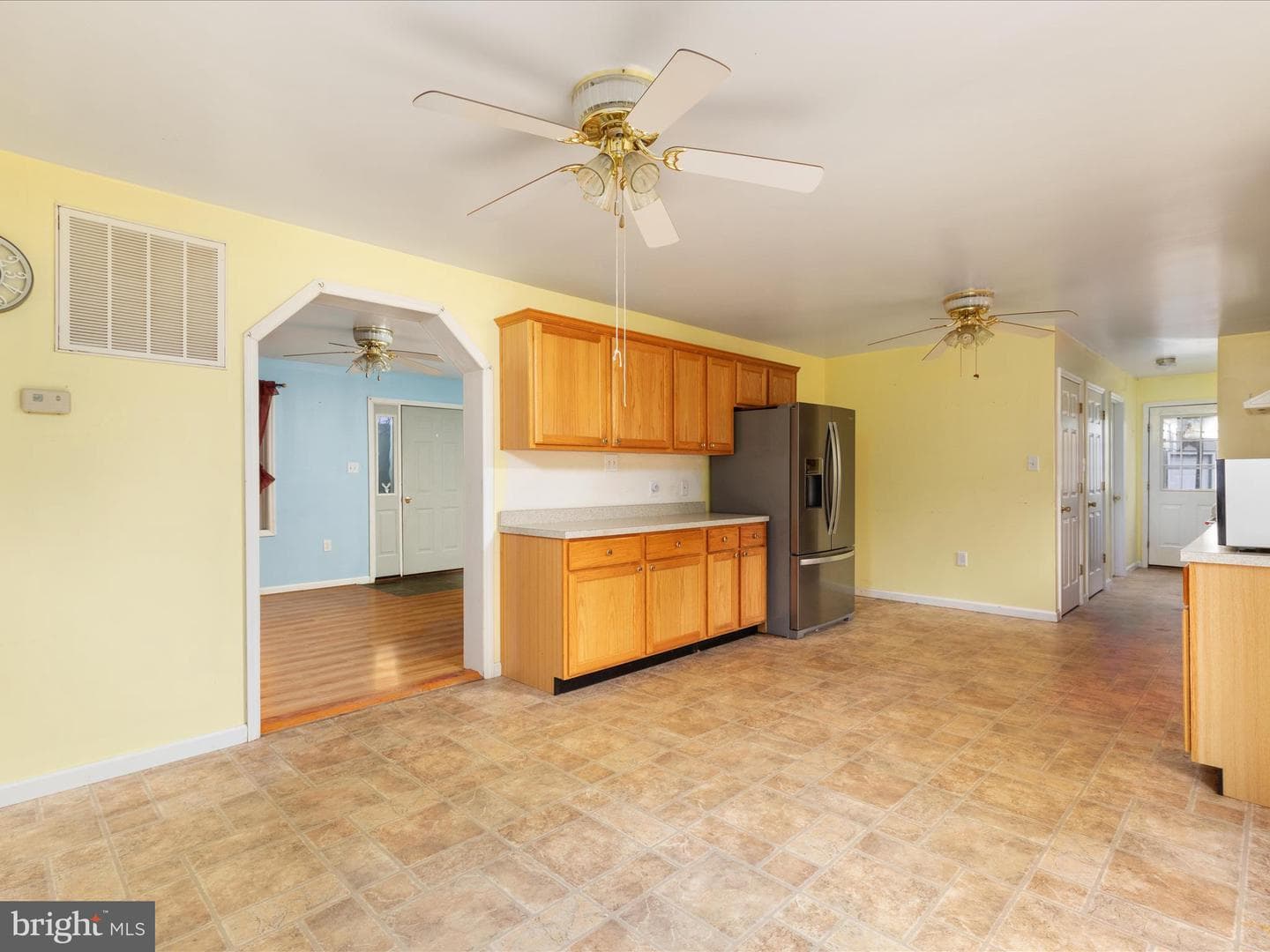 1041 Puffenburger Lane photo 35