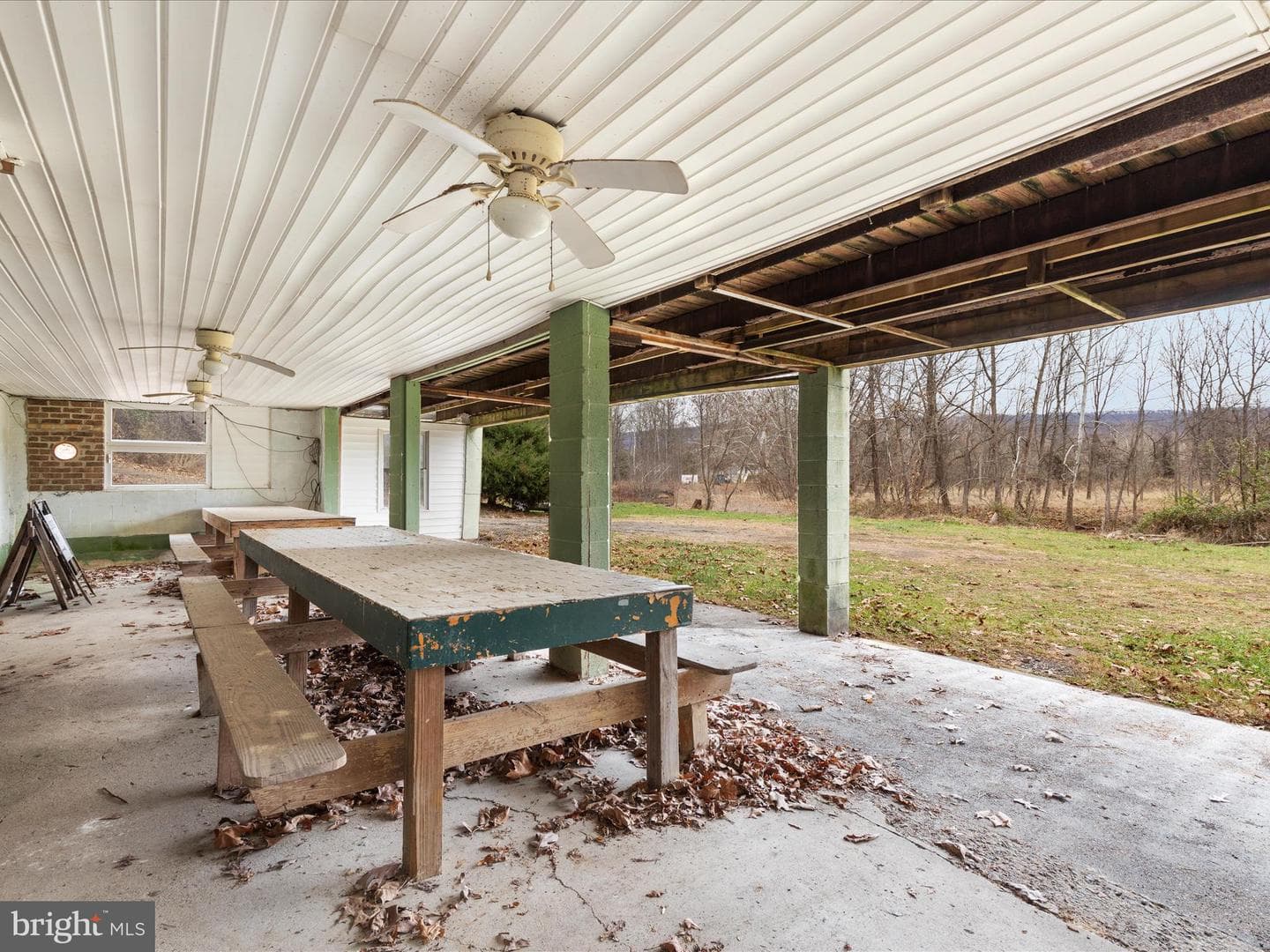 1041 Puffenburger Lane photo 59