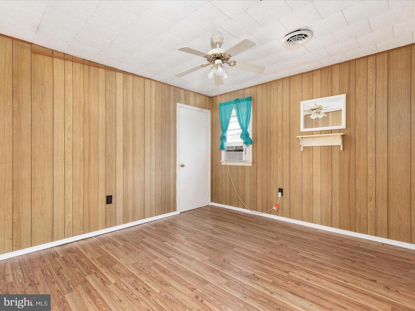 1041 Puffenburger Lane photo 64