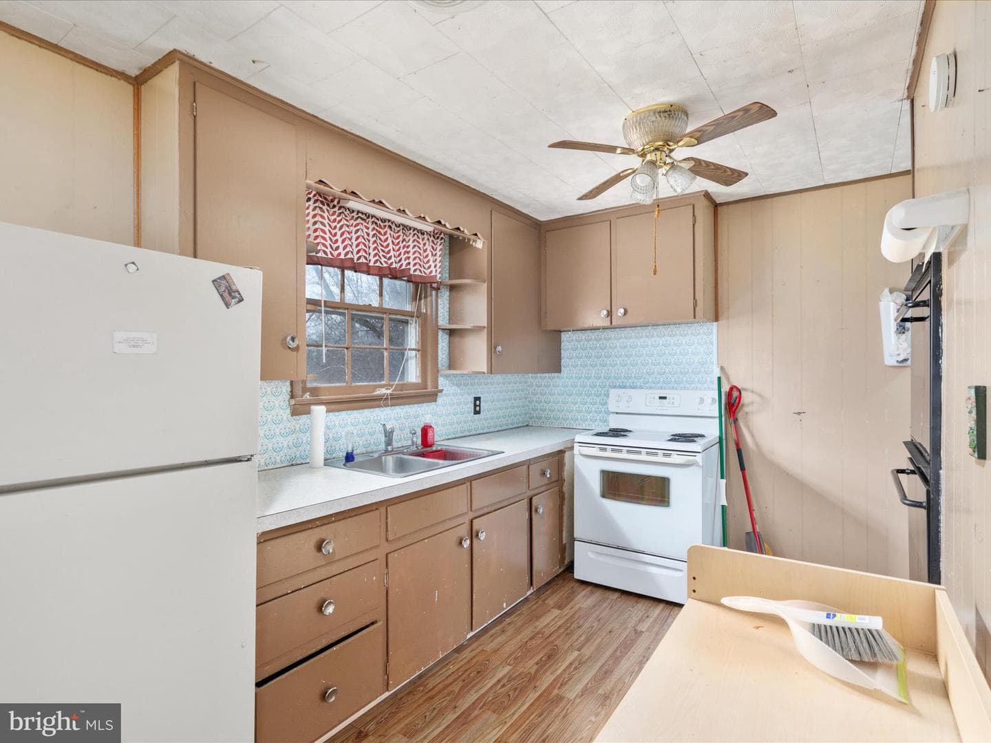 1041 Puffenburger Lane photo 67