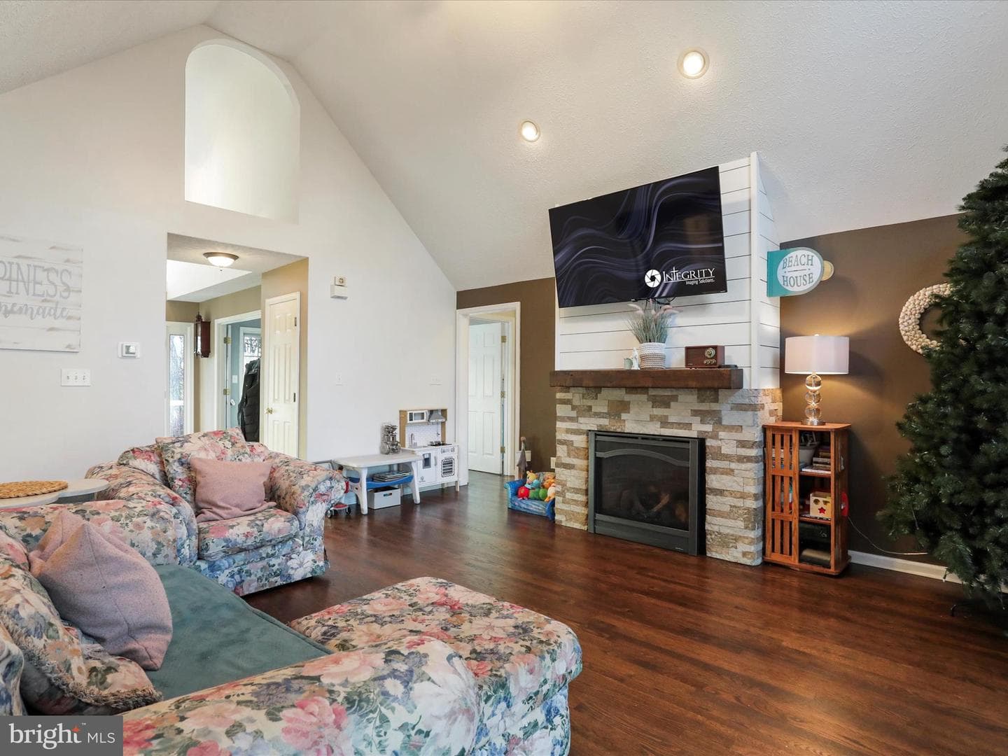 439 McDonald Drive photo 21