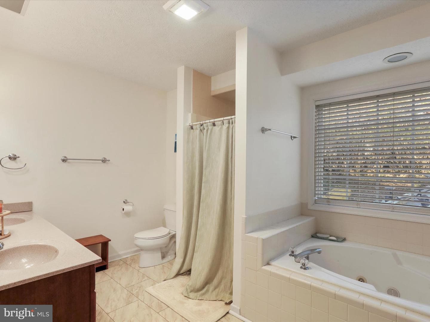 439 McDonald Drive photo 32