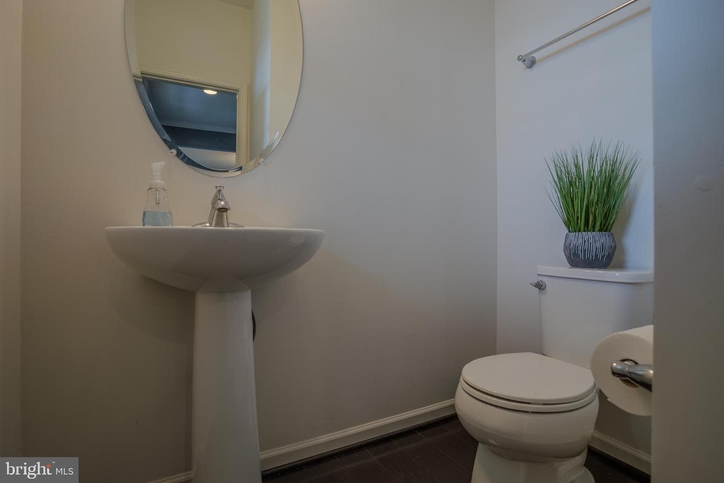 61 Sinclair Court photo 24