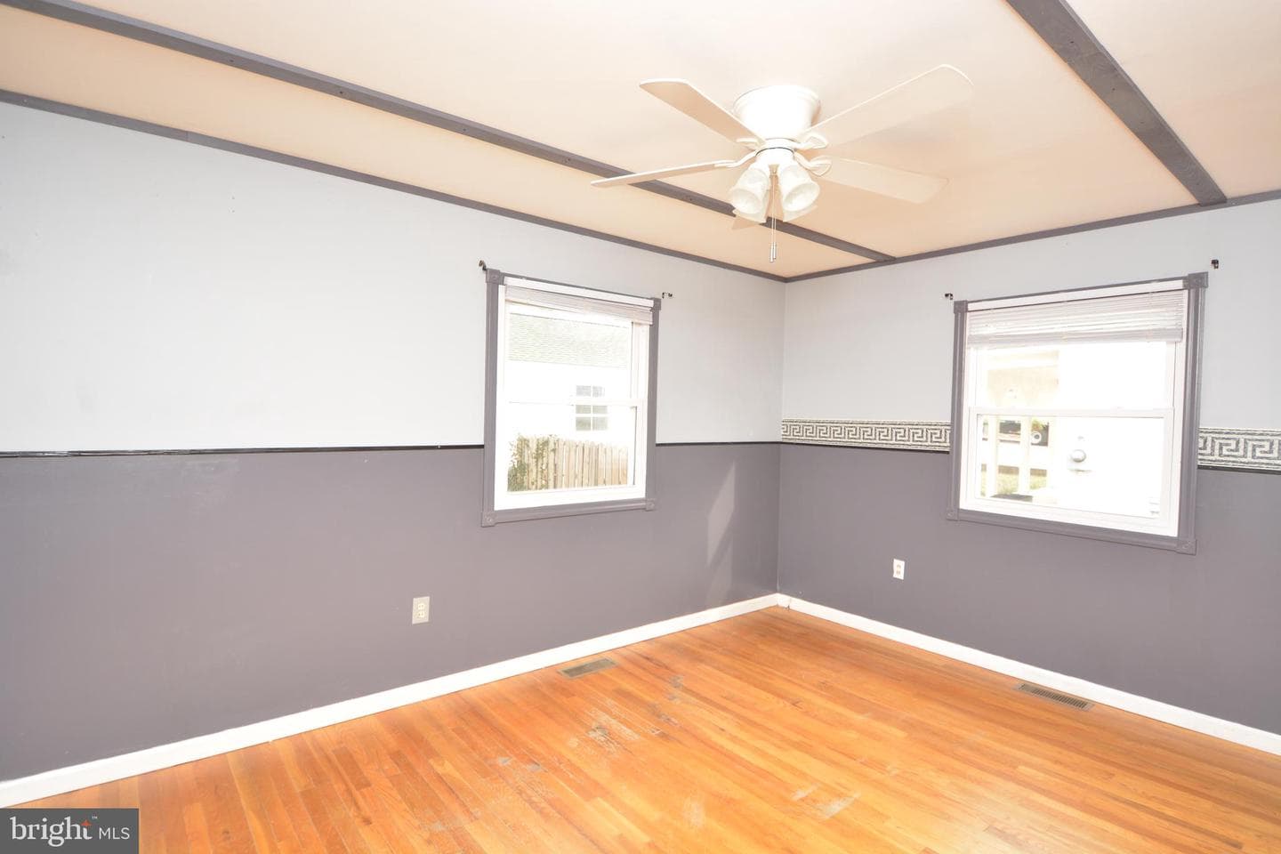 127 Strine Avenue photo 13