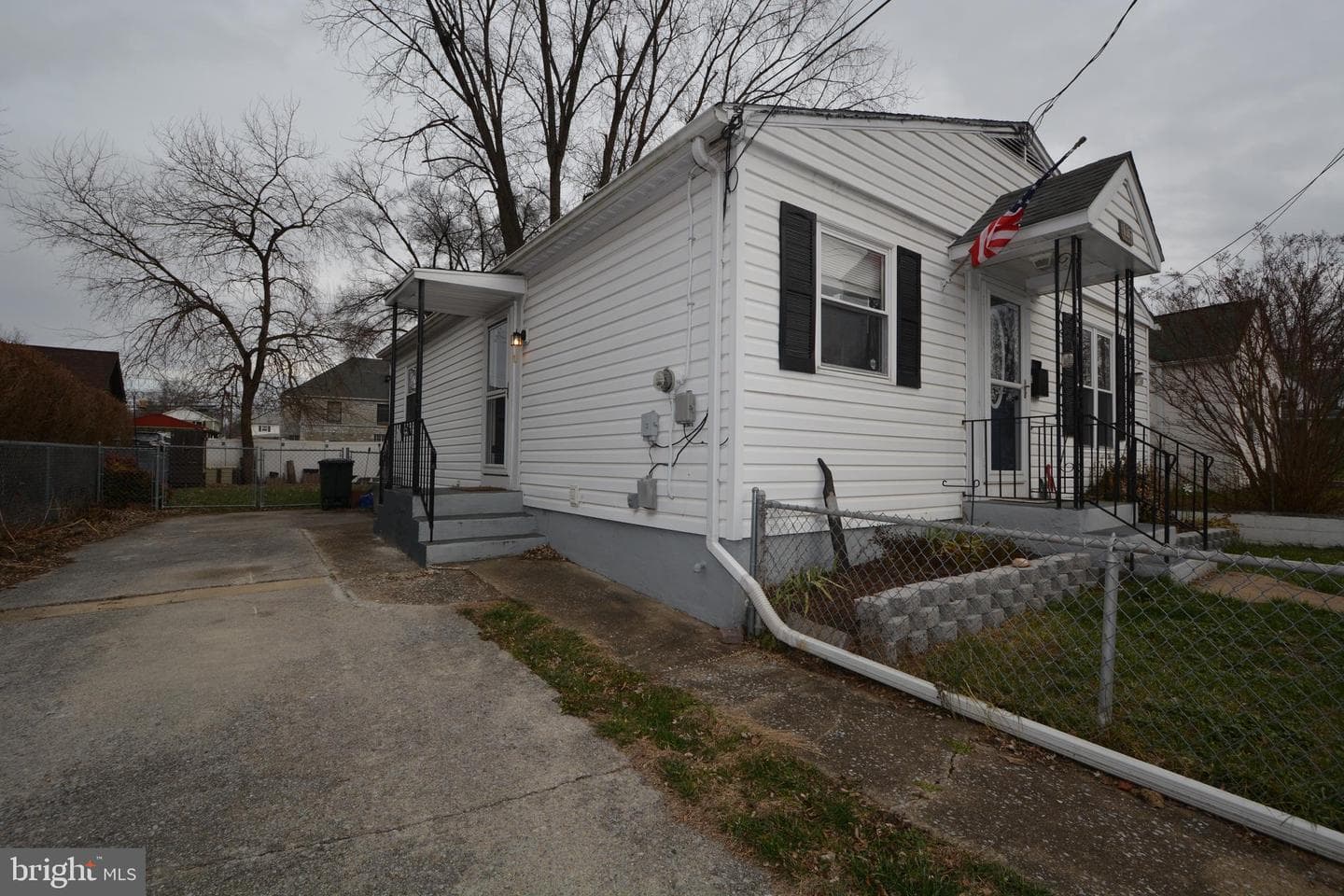 127 Strine Avenue photo 25