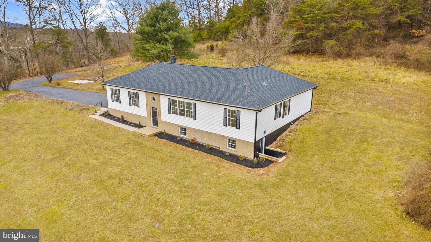 508 Puffenburger Lane photo 32