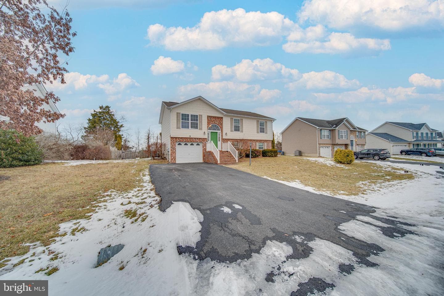 304 Marlowe Drive photo 2