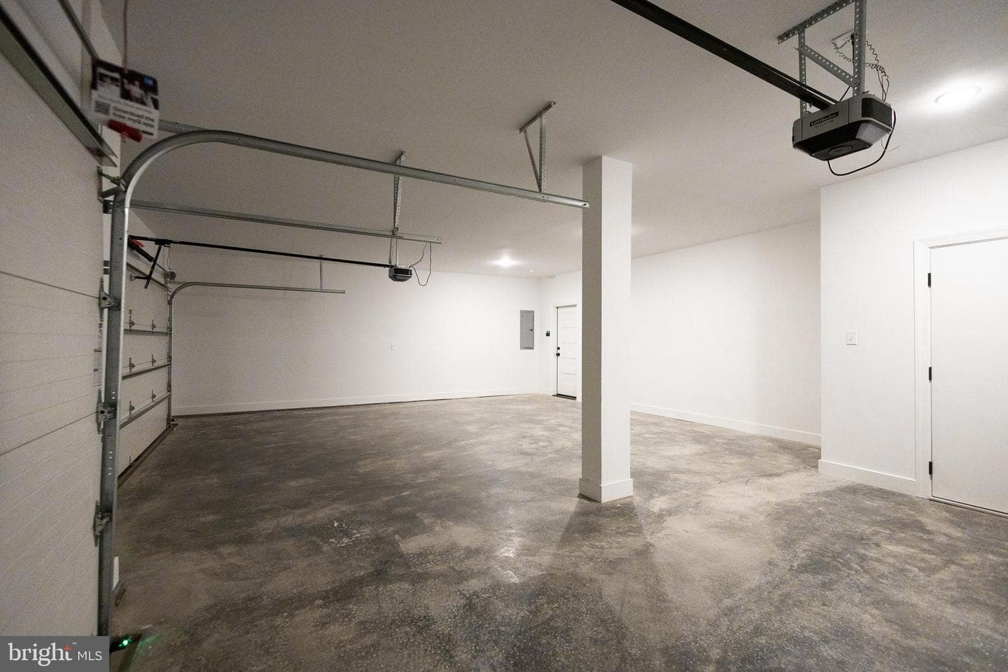 73 Midland Court photo 44