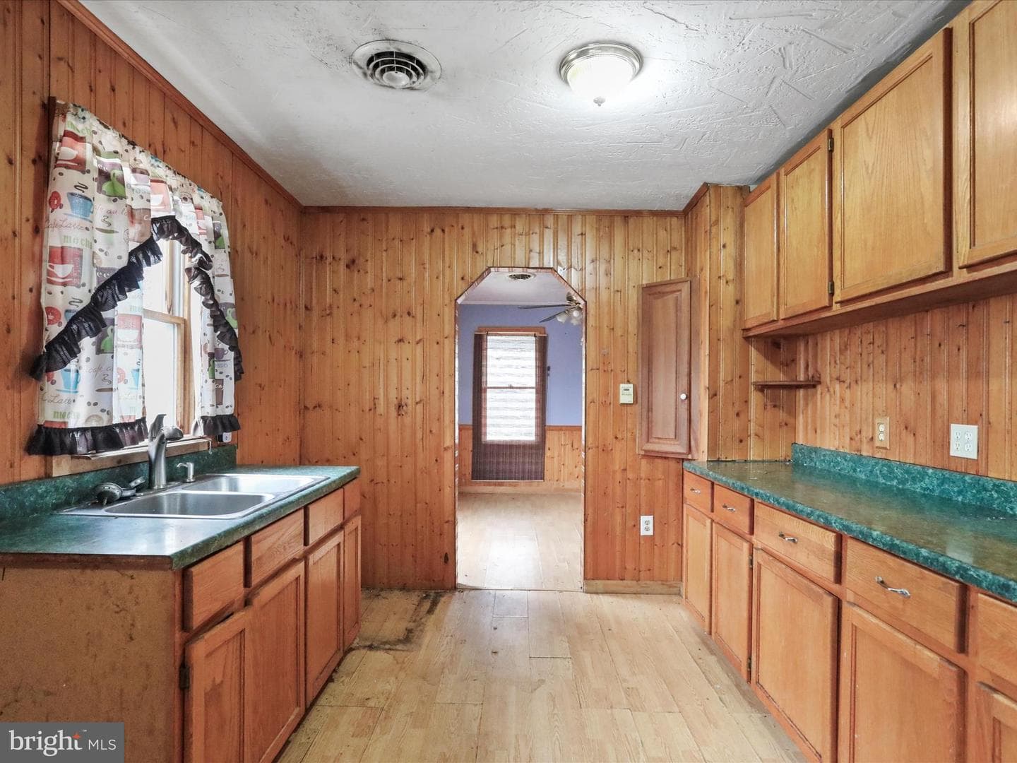 1552 Williamsport Pike photo 10