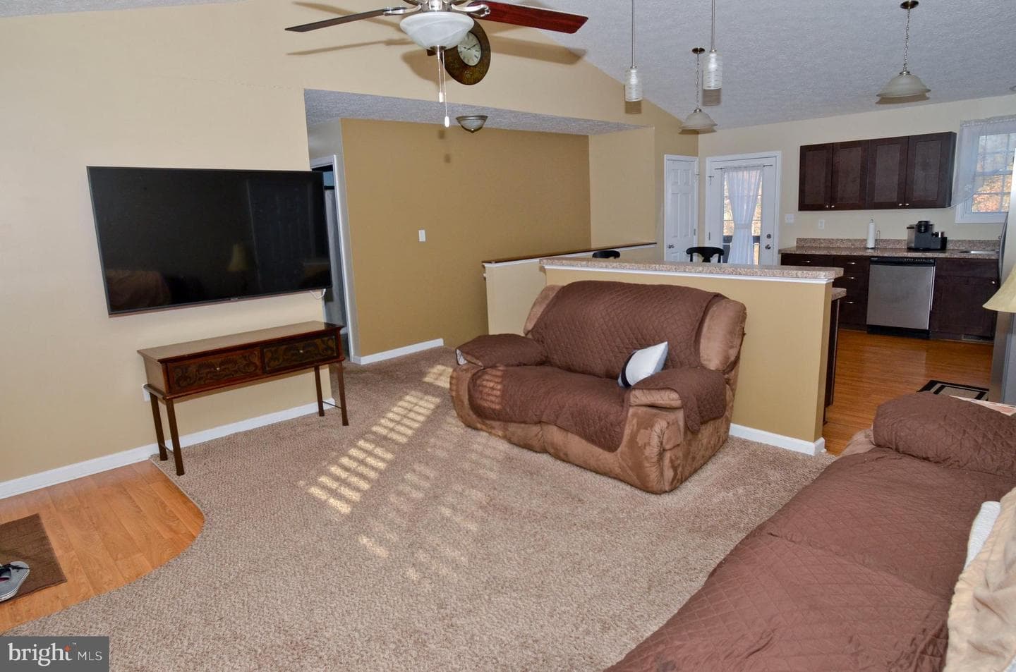 786 Ives Street photo 3
