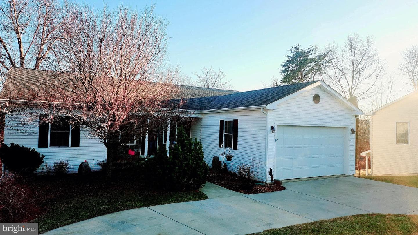 134 Lair Way photo 2