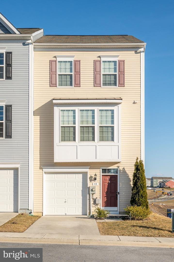 10 Landis Court photo 2