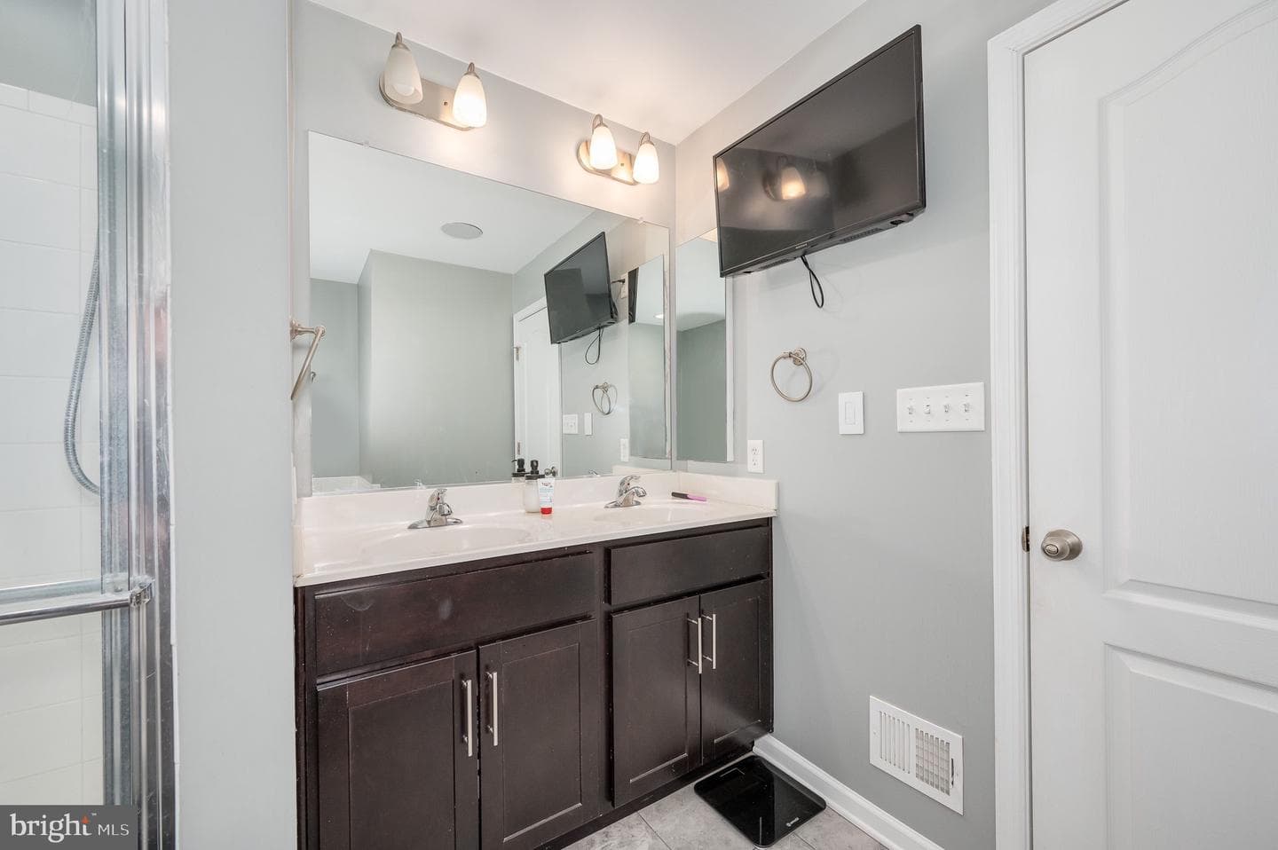10 Landis Court photo 22