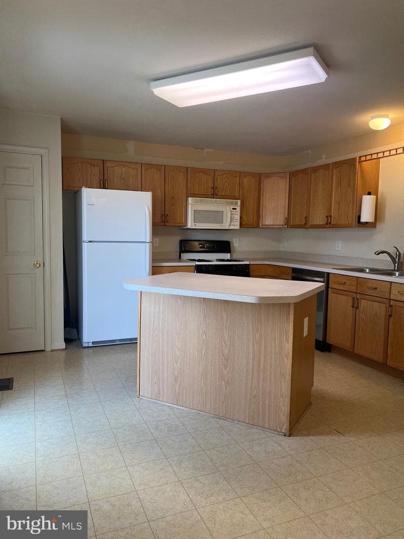 820 Marquette Drive photo 5