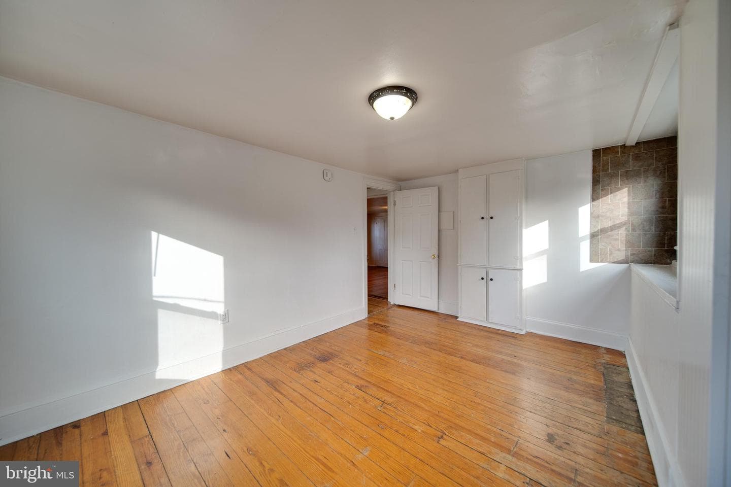 710 S Raleigh Street photo 23