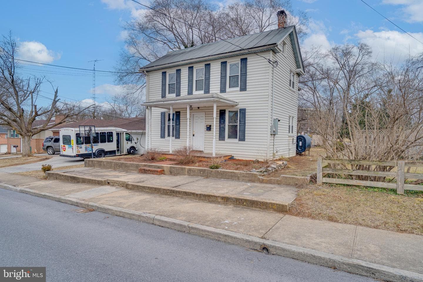 710 S Raleigh Street photo 7