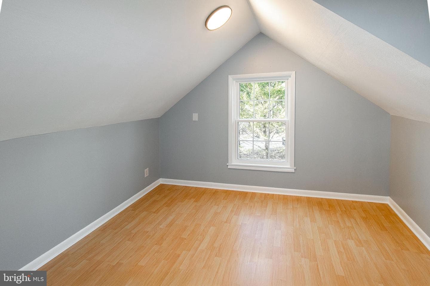 77 Tall Pine Lane photo 16