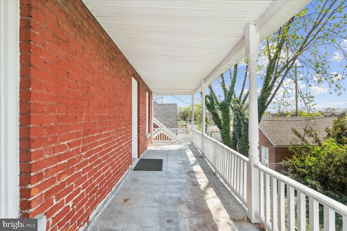 334 Boyd Avenue photo 28