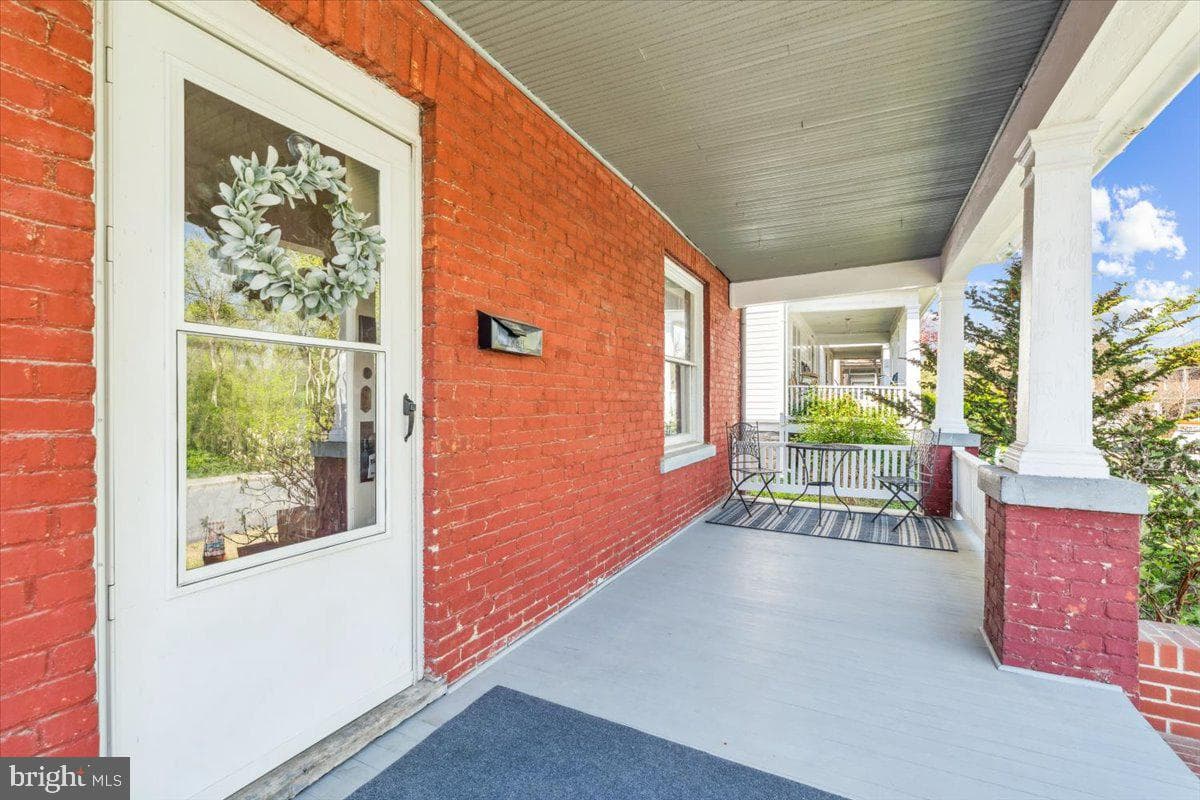 334 Boyd Avenue photo 5