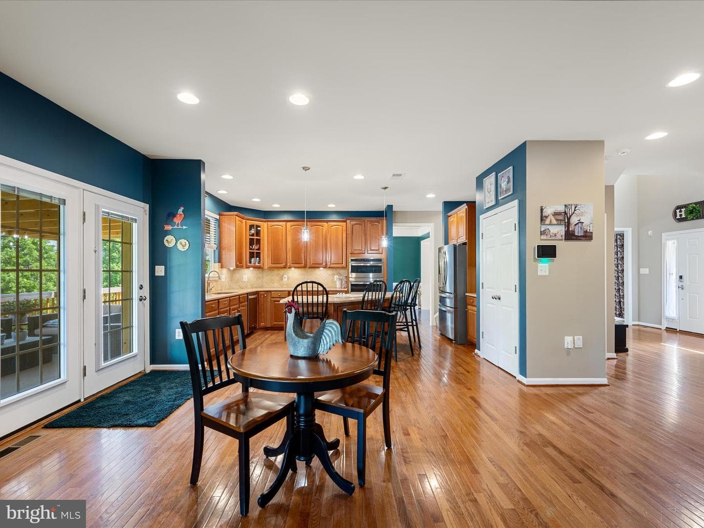 305 Fontana Circle photo 24