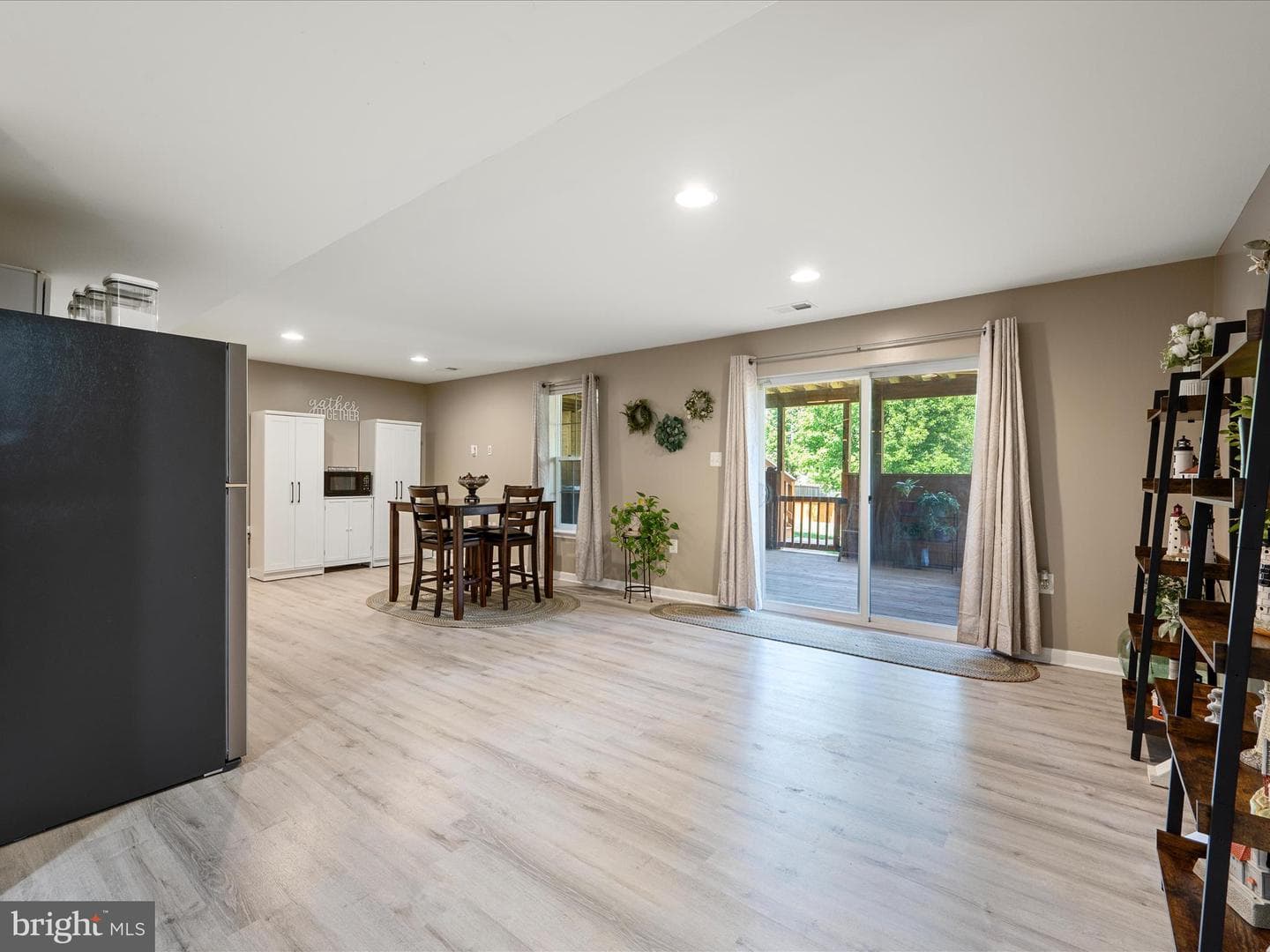 305 Fontana Circle photo 50