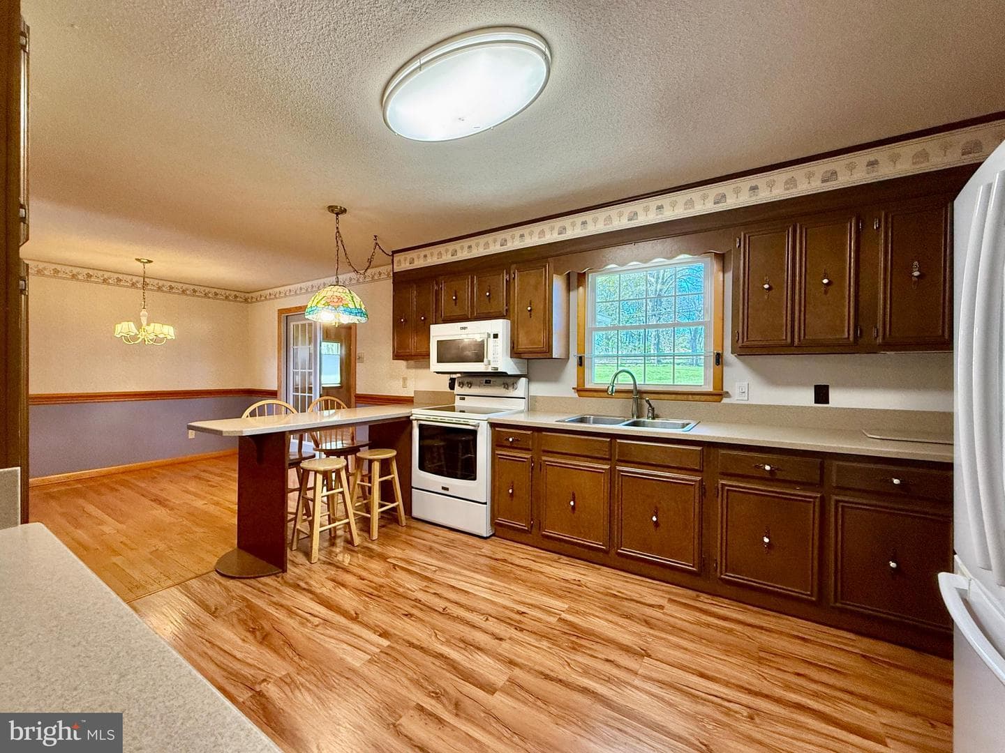 153 Collins Drive photo 31