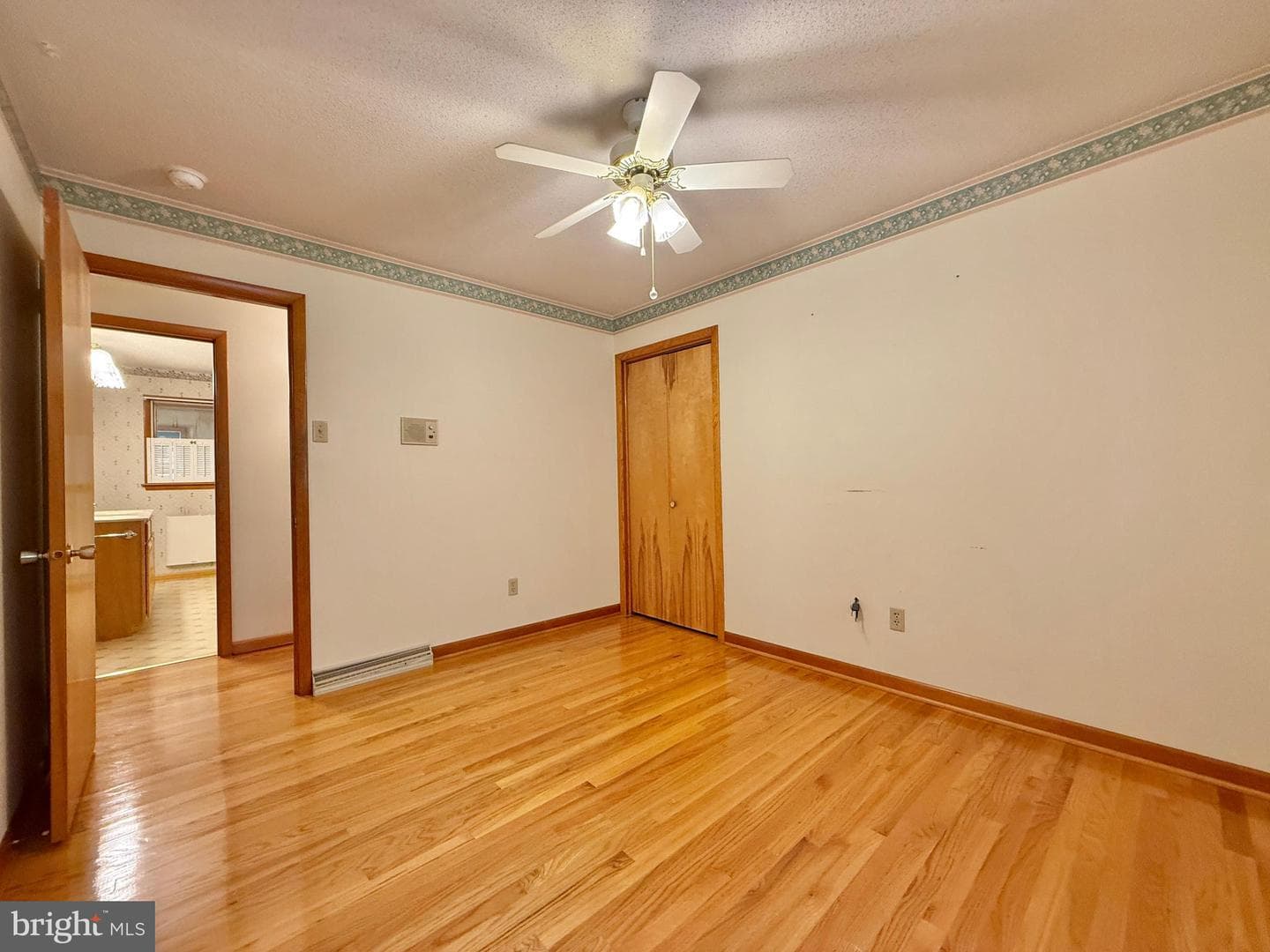 153 Collins Drive photo 41
