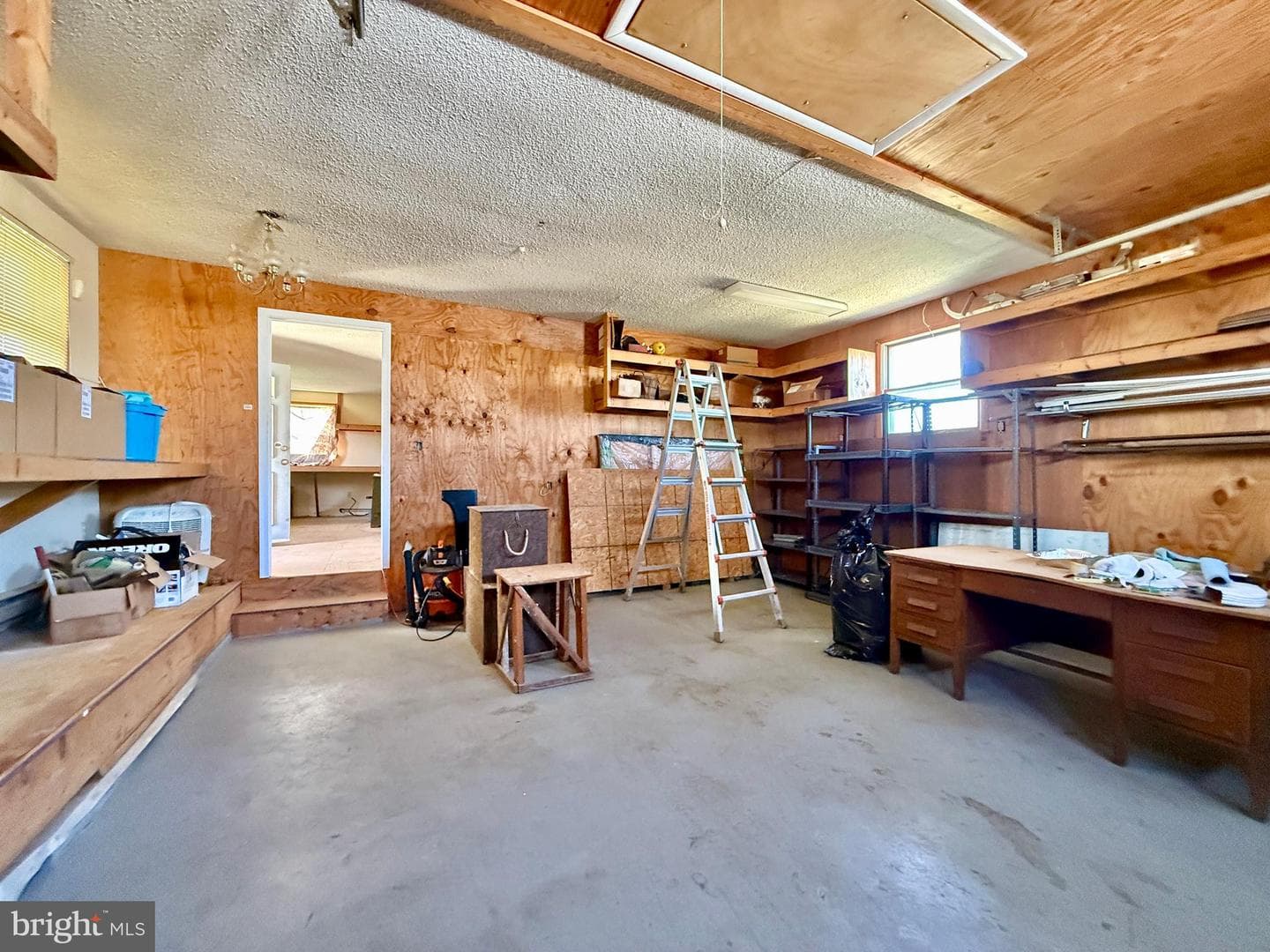 153 Collins Drive photo 75