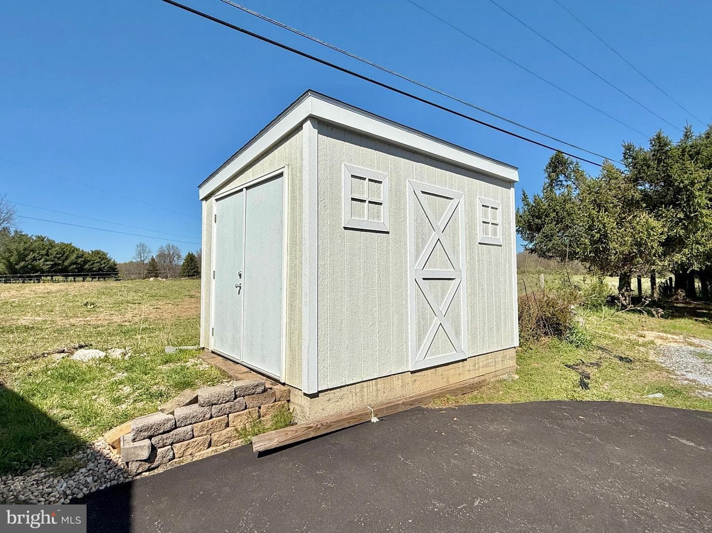 153 Collins Drive photo 77
