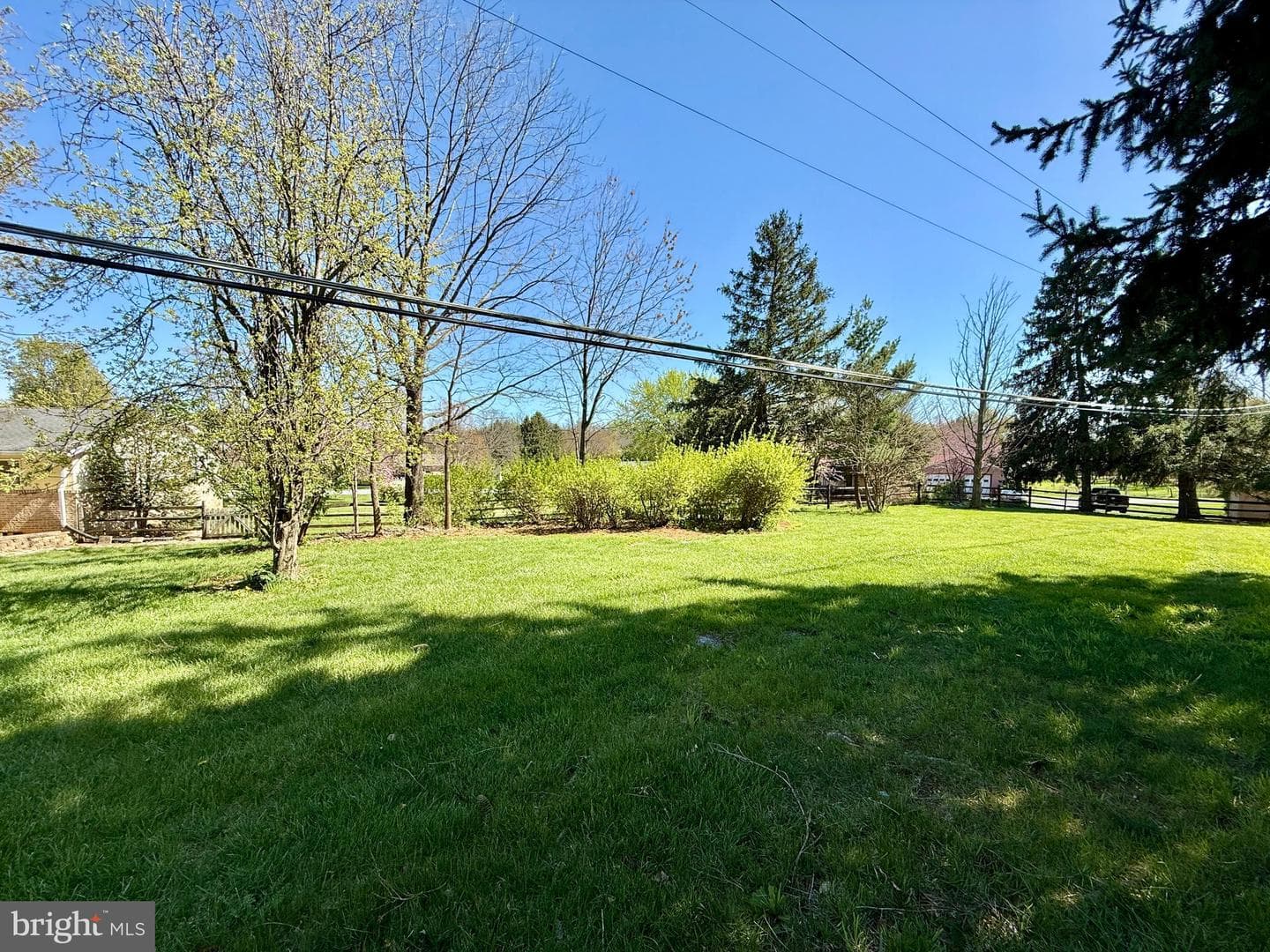 153 Collins Drive photo 92