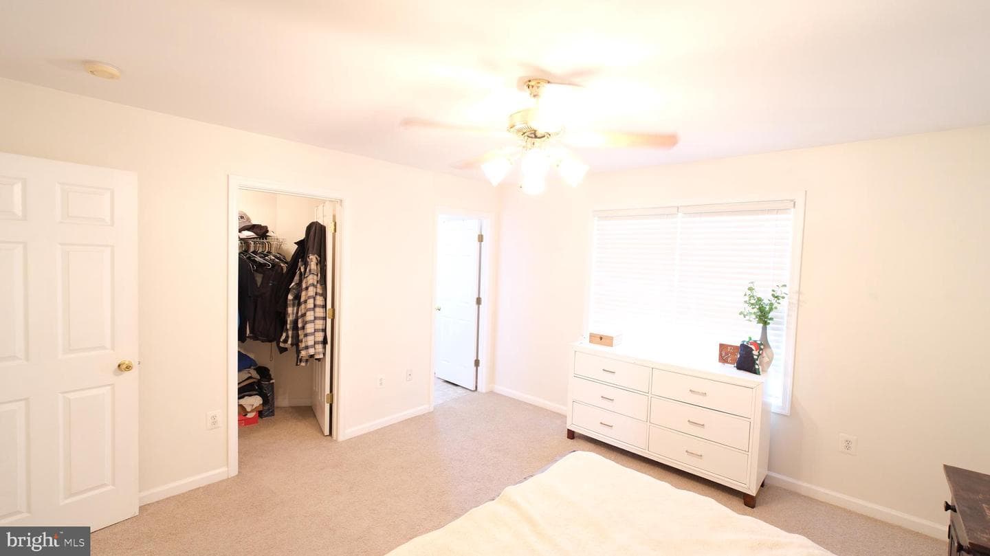 210 Ford Circle photo 16