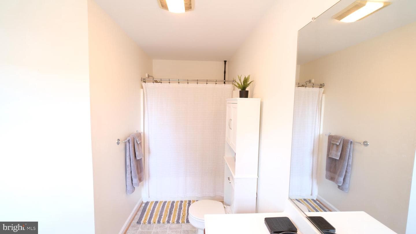 210 Ford Circle photo 18