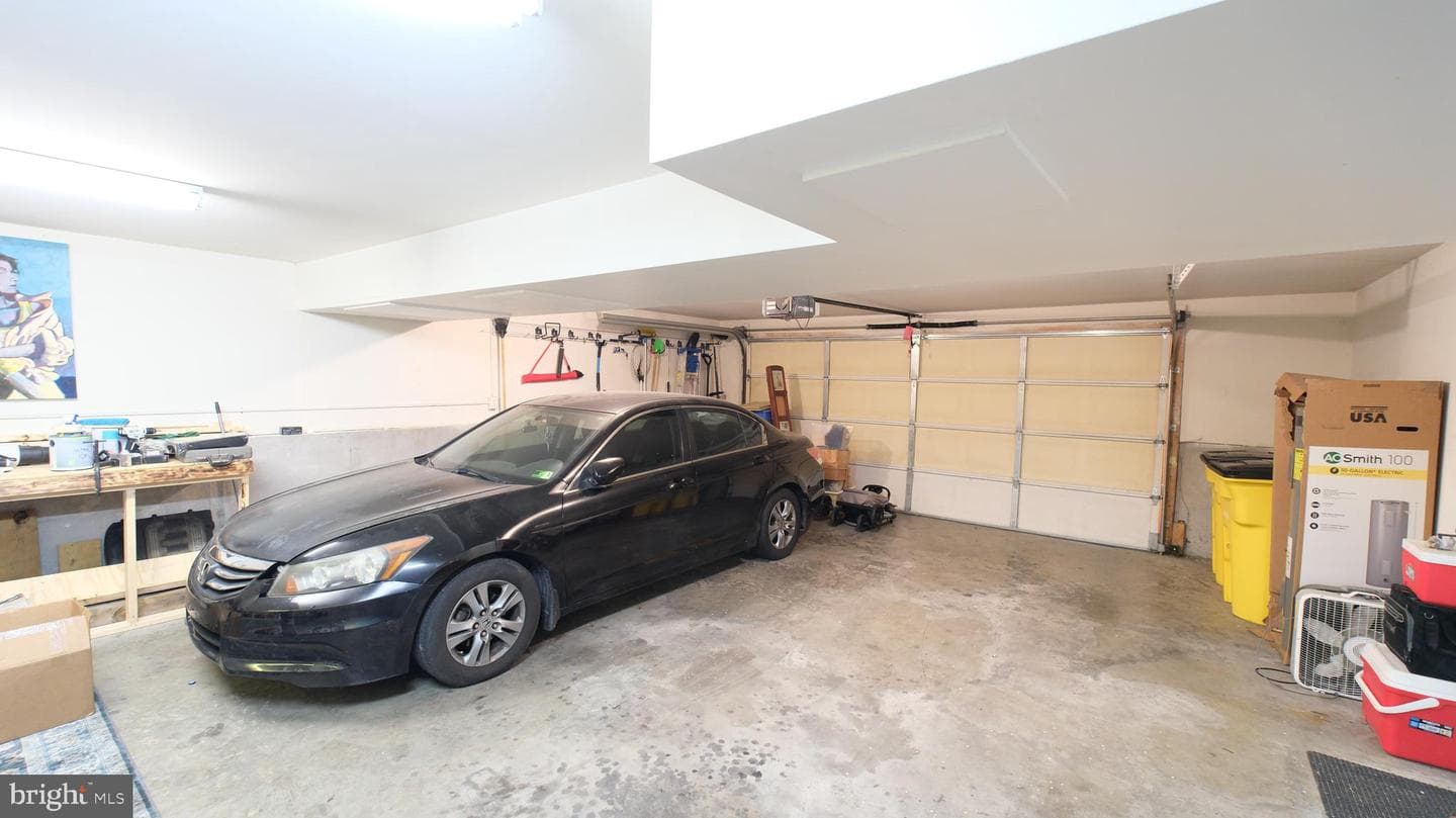 210 Ford Circle photo 25