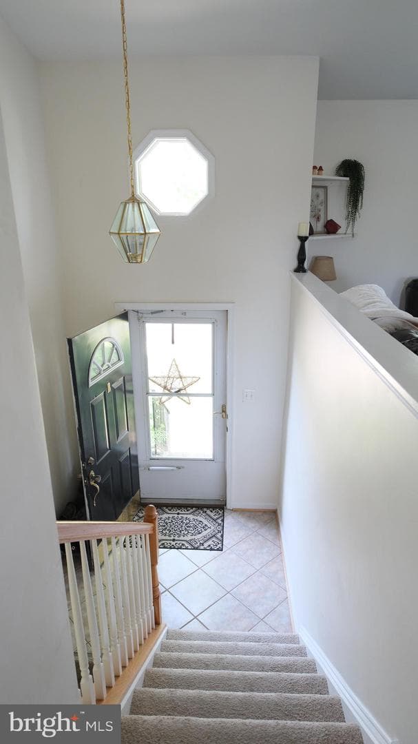 210 Ford Circle photo 8
