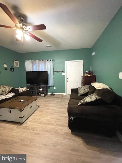 47 Lair Way photo 9