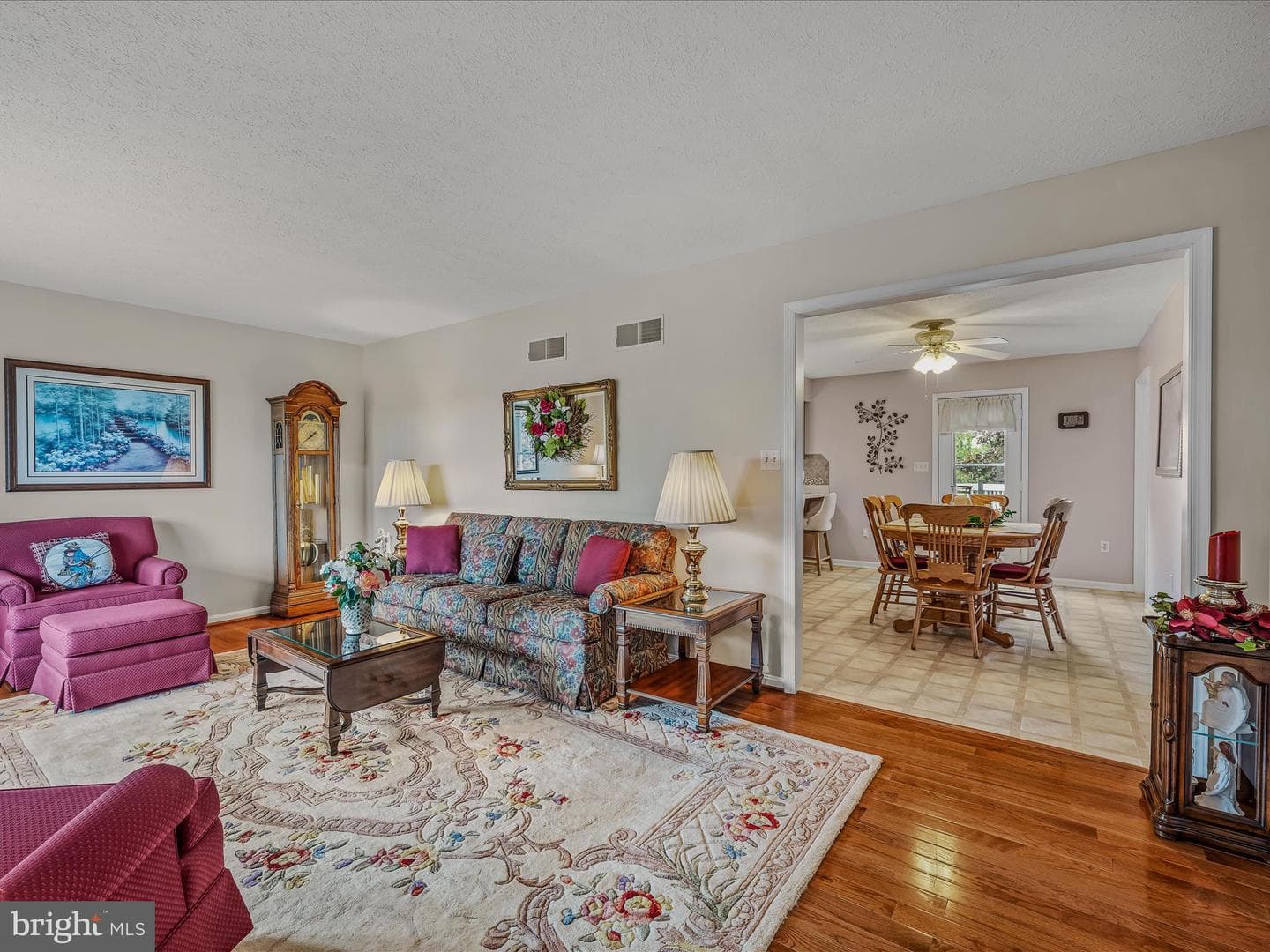 244 Jeanna Lane photo 3