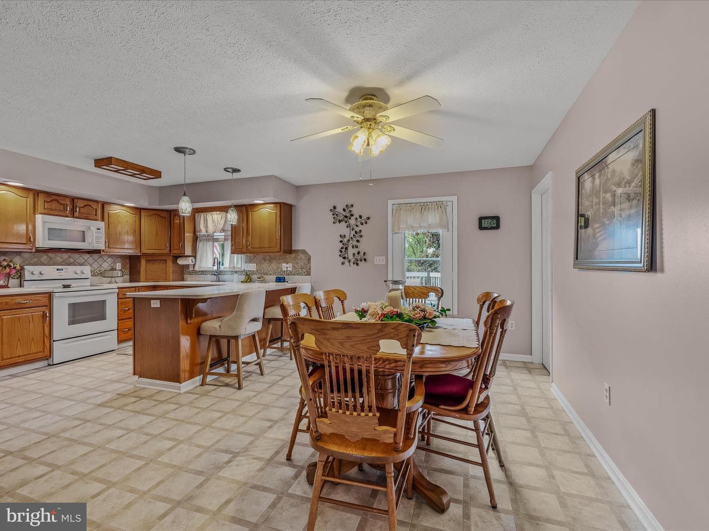 244 Jeanna Lane photo 7